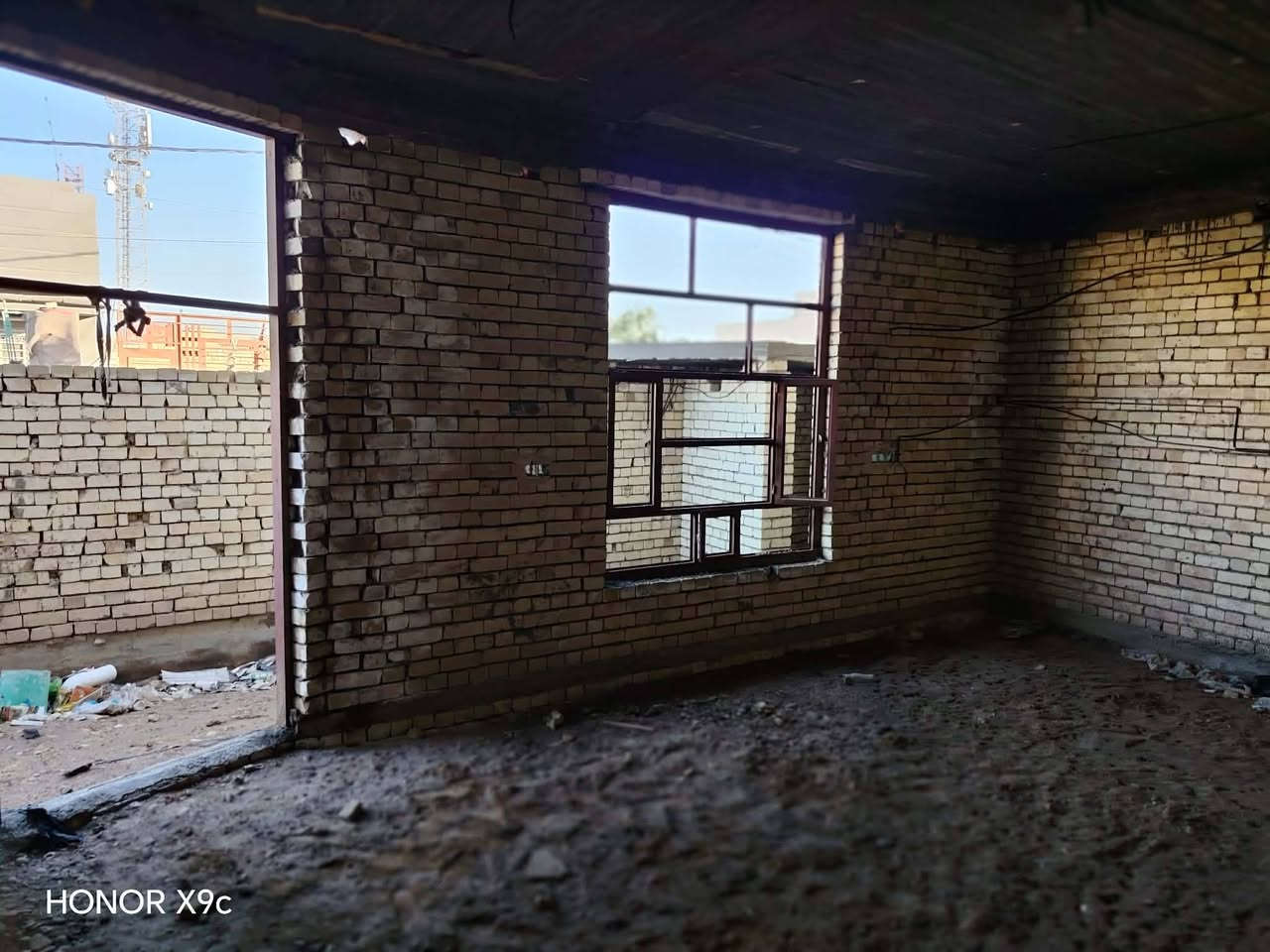 سلام عليكم متاح دار سكن مساحه 200م يتكون من غرفتين واستقبال وهول وترك وصحيات موقعه بضهر المحطه الفرنسيه الي قريبه ع تقاطع
***********
