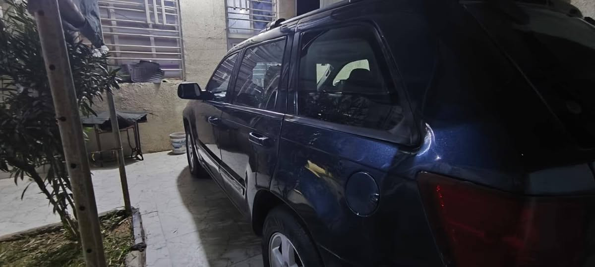 جيب لاريدو موديل 2009 رقم بغداد بأسمنه صبغ حزام سياره جاهزه للاخير مكانه العماره ميسان السعر 90 وبيه مجال والشراي يدلل سياره جاهزه
***********
