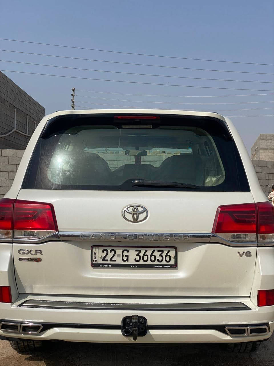 سلام عليكم لبيع لاندكروزر موديل 2011 محدثه 21 تحديث بدون تصفيح سياره 6 سلندر بنزين رقم اربيل  سياره لون صدفي المكان البصره الهاتف *********** السعر 275 وبيها مجال للطيبين
