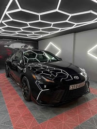 كامري هجين • ٢٠٢٥ • ١٠٠٠٠ كم