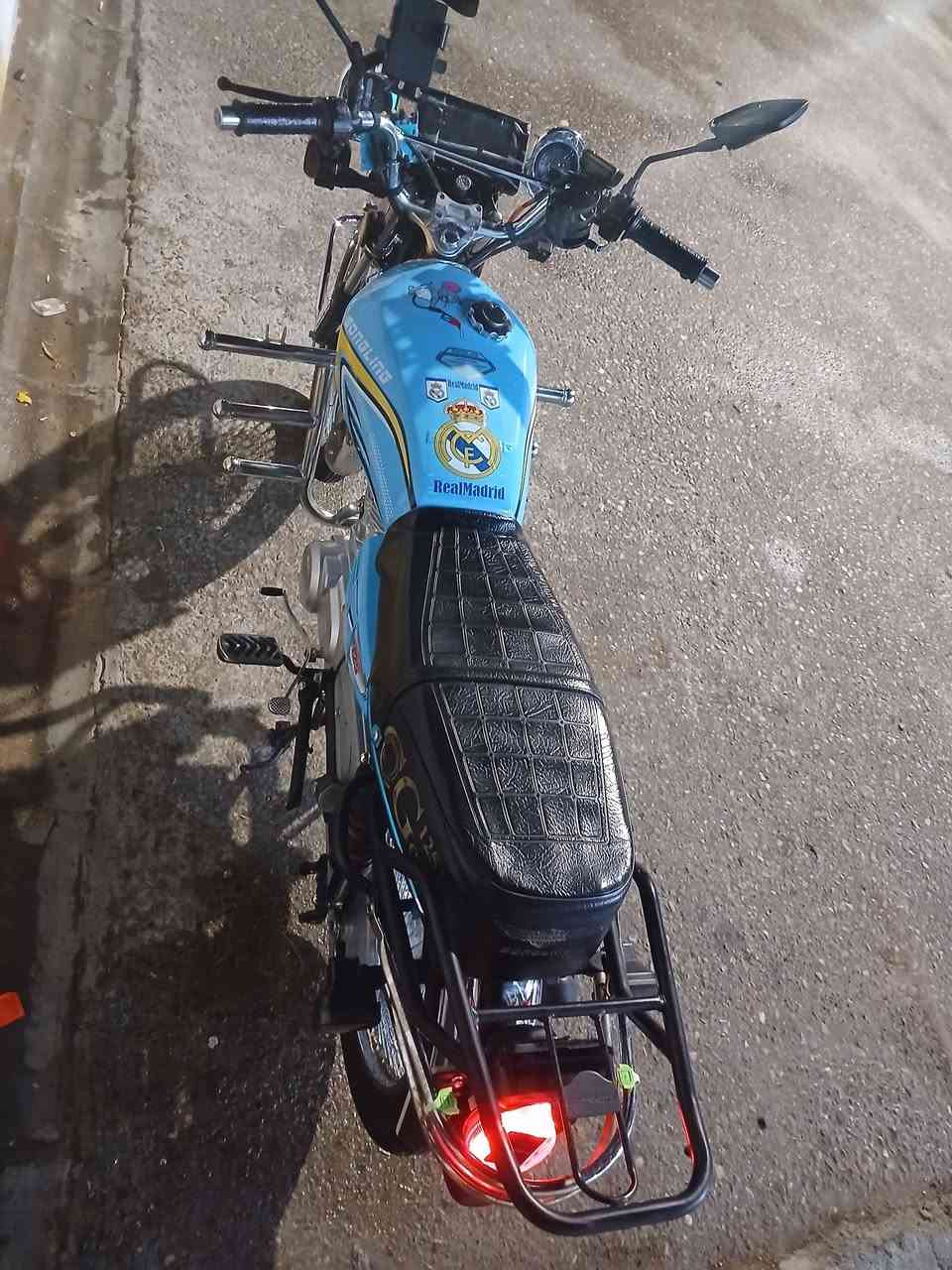 سلام عليكم ورحمة وبركاته 
دراجه تايجر للبيع موديل 2026 دراجه ماشيه 3500 الطلب استفسار على الرقم العنوان ديالى بعقوبه
***********
