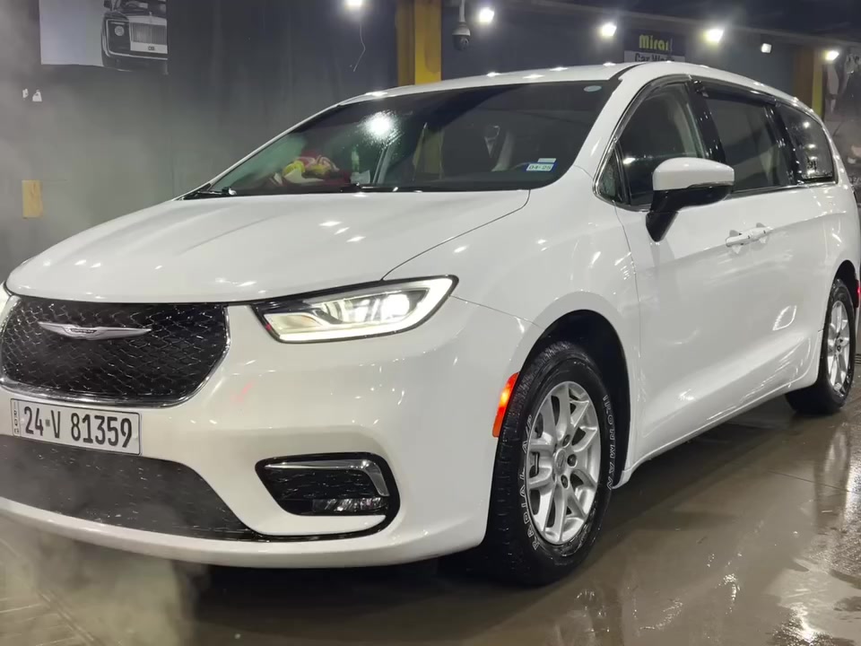 السلام عليكم اخوتي من رخصة الادمن 
📌باسفيكا موديل 23 رقم شمالي باسمي 

📍ضررها فقط جامرلغ خلفي عكس السايق متواجد اربيل السعر 240$ 

📌مواصفات L تورنك

📍عداد المسافة 96 الف ميل

🚘سيارة جديدة ونظيفة كلشي بيها بلادي اي شي مامبدل ولامستهلك على وضع الشركة

📞 *********** وات ساب
