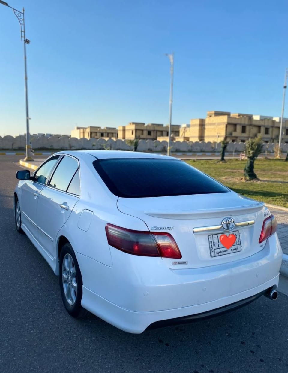 سلام عليكم 
تويوتا كامري 2009  GLX رياضي خليجي بيها صبغ قطعتين فقط ول باقي مكفول من صبغ ول ضربه رقم بصره تحويل مكينه 2400 مكفوله وجاهزه تخم تاير حداديه تبريد كله جديد تبريد قطعتين فتحه صاج دواخل تحكم ستيرن حساسات امامي خلفي برده خلفيه لايت زنون مثبت سرعه سياره جاهزه سعر 110 بيها مجال الاستفسار *********** البصرة, العراق
