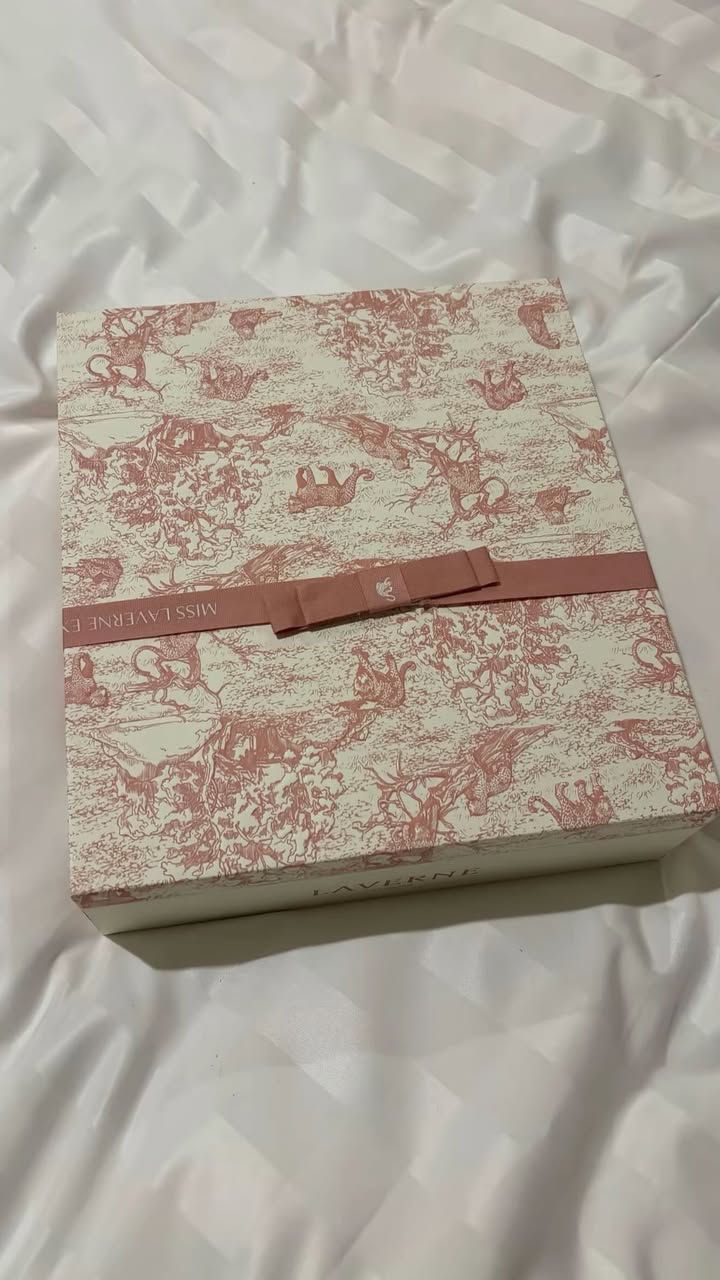 مرحبا بنات احنا بيج اثر نوفر الكم شحن من جميع الوكالات والعطور الاصلية ب اسعار قريبه من الموقع جداً بدون تحميل عالي على القطع وكل القطع اصلية بالفواتير 
وايضاً نوفر عطور سوبر سوبر ماستر اداء رائع وثبات قوي متوفر كلش هواي ايتمات واي شي تحبونه يتوفر يتوفر توصيل داخل الحي ولجميع محافظات العراق 
وهاي جزء من الايتمات الي متوفره


**إذا كنت صاحب هذا الإعلان وتريد حذفه لأي سبب، رجاءا أرسل رسالة إلى الدعم الفني**