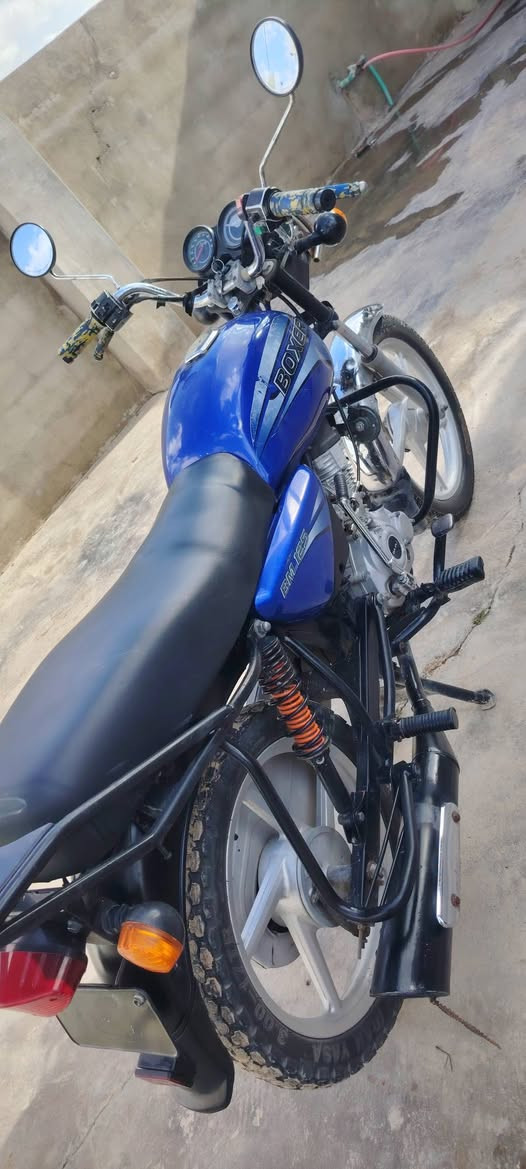 ماطور بوكسر للبيع شرط كله شغال مكان برطله سعر 750 بمجال رقم موبايل***********/***********
