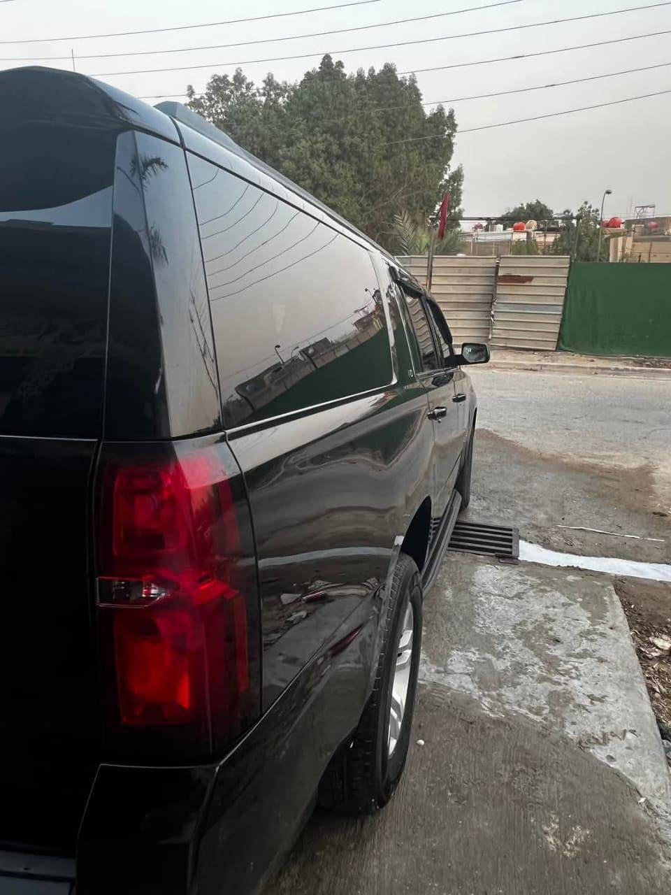 سلام عليكم من رخصة الادمن شوفر XL امريكيه مديل 2019 بيهه قطعه صبغ  جاملغ امامي الايمن فقط سعر 155وبيهه مجال رقم تلفون ***********
