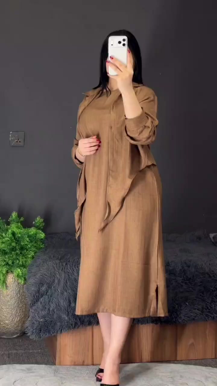 فستان وقميص قطعتين 
القماش للن 
القياسات فري سايز يلبس قياسات 38 الى 46 
يعني يلبس من وزن 50 الى وزن 90


**إذا كنت صاحب هذا الإعلان وتريد حذفه لأي سبب، رجاءا أرسل رسالة إلى الدعم الفني**