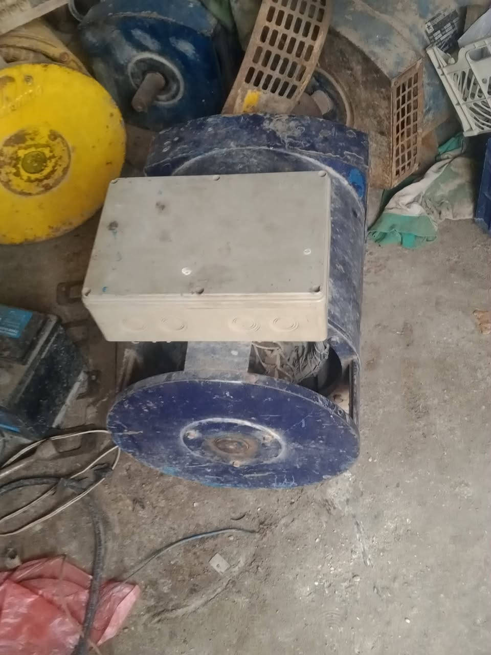 السلام عليكم راس توليد ١٥ كيفي ثري فيز العنوان بغداد البلديات اتصل على الرقم وسهلة ***********بي واتساب
