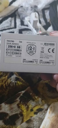 بوفا سلم اخو الحديد اللون الابيض 260 الف 07780088505 بغداد, العراق