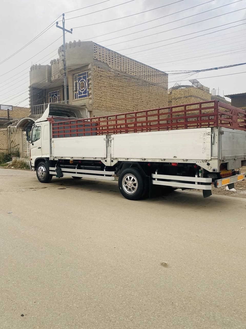 سلام عليكم للبيع هينو شيطان ايسر بلاد8برغي طول 6وربع مكينه 80عادي موديل2012اصل الاستفسار اكثر اتصل على رقم ***********
