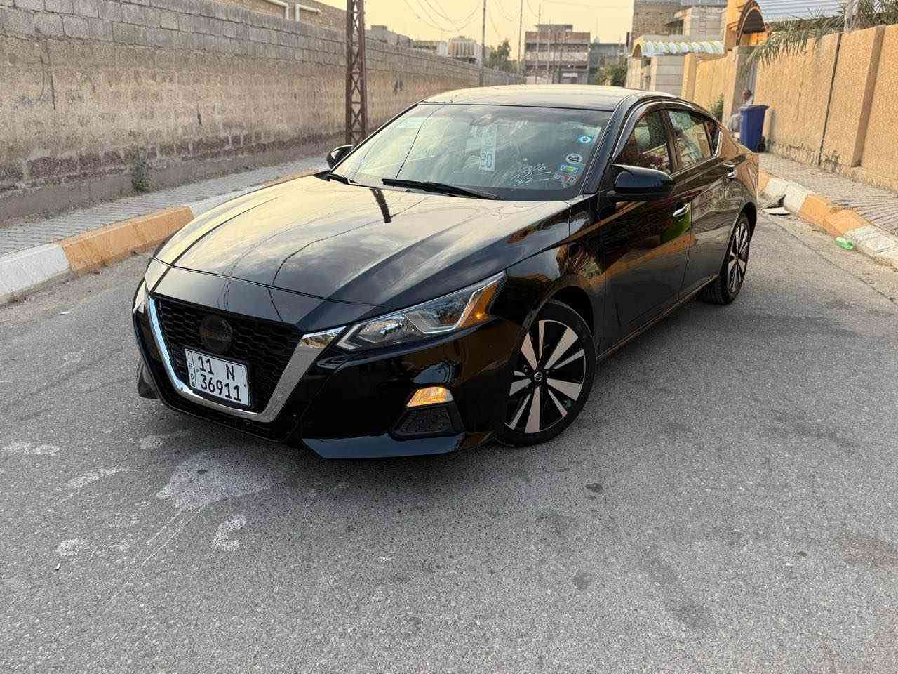 🚗 للبيع نيسان ألتيما. موديل 2020 فئة S

وارد أمريكي / رقم بغداد   بأسمي شرط التحويل  رقم الدولي الجديد هزه وفحص وسنويه وارقام كله جديد 
محرك مكفول مسوي ادامه كامله حتى الزيت جديد🔧 / كير مكفول ومبدل دهن وفلتر 
صدر مكفول وايضاً مسوي ادامه 
 حادث السياره طخه بسيطه بالجامرلغ والبنيد  فقط ارباك ستيرن فقط … والباقي كفاله عامه 
  سونار بيها  صفاح موس مكفوله كفاله عامه    
مواصفات السيارة S معروفه شاشه جبيره وكاميرا خلفيه كشن كهرباء. 
 رادار امامي وتوقف ذاتي كروس سرعه تفاعلي بصمة صندوگ بصمة بيبان وتشغيل بصمه  محرك 2.5 لتر / 4 سلندر اقتصادي وقوي تنفس طبيعي 
شاشة لمس وسطية 8 إنج مع بلوتوث و USB وكار بلي  
سستم كامل سبورت رياضي 
نظام سبورت 
نظام أمان حديث (ABS / Airbags)
تصميم أنيق ورياضي بلون الاسود      
سيارة كاملة مكملة تجي تفحص وتشوف بعينك كعدتها حلوه وسيارة ما تصرف عليها كلشي سعر 125 وبيها مجال للشراي وبالعافيه ع الياخذها سياره كامله وبدون نقص ومناسبه جداً جوه السوگ واحله من الصور الله شاهد  
مكان السياره ديالى بعقوبه  التحرير
*********** بعقوبة, ديالى
