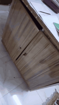 بوفيه  قياس متر    نضيف      نفس بصوره    لي محتاجه يجي يخذه   في سبيل الله      وقم ***********
