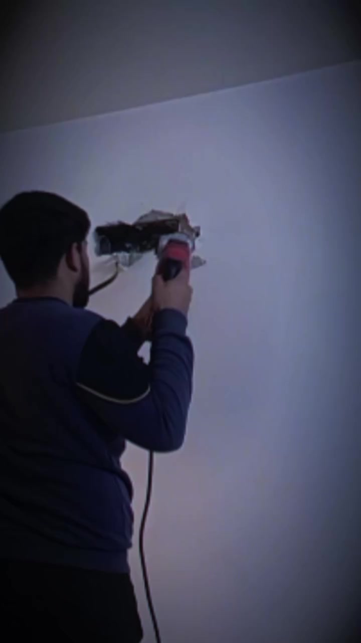 الورشه الهندسيه 
الورشه الهندسيه باداره مهندس علي صيانه موقعيه نصب وصيانة السبالت الكنتوري والجداري وتصحيح كود الخطأ وشحن غاز ضمان عام كامل
***********
***********
