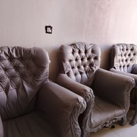 تخم مستعمل 10مقاعد مكاني بغداد زعفرانية  07775279463