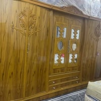 كنتور ٦ باب • نضيف وجديد • نجف
