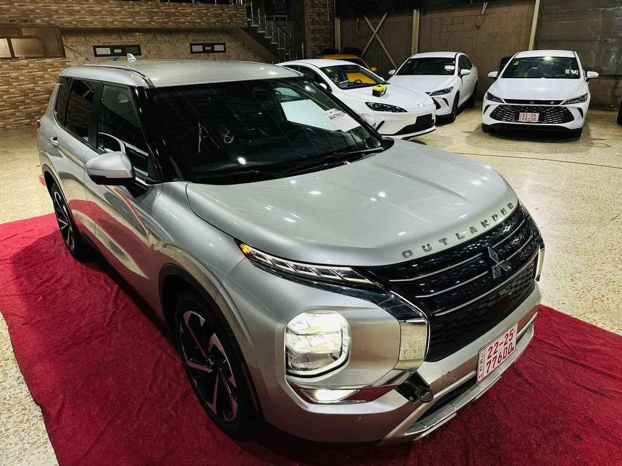 🔴(فرع كركوك) 

🟢Mitsubishi Outlander 2024 SE 🟢

حجم المحرك 4 (2.5L) 

عداد المسافة 7251 mile

🔴(السعر/18500 $)

🔴المواصفات :

بصمة تشغيل
بصمة ابواب
المرايات شفط  
كاميرات محيطية
رادار امامي (تحديد مسار)
رادار جانبي (نقاط عمياء)
رادار خلفي (تحذير من الاصطدام)
تبريد قطعتين لمس
تحكم وضعيات القيادة...Drive Modes 
كشنات قماش وجلد+تحكم كهربائي 
شفتات + تحكمات استيرن
استيرن تدفئة  
هاند بريك بصمة
اوتو هولد Auto Hold
مانع انزلاق+ABS
شاشة كبيرة لمس+كاميرا
حساسات خلفية
منافذ AUX+USB
وبقية المواصفات المعروفة

🔴(العنوان/كركوك شارع المعارض)
                - - - - - - - - - - - - - - - - - 

🔴للاتصال/

فيصل
***********

محمد
***********
