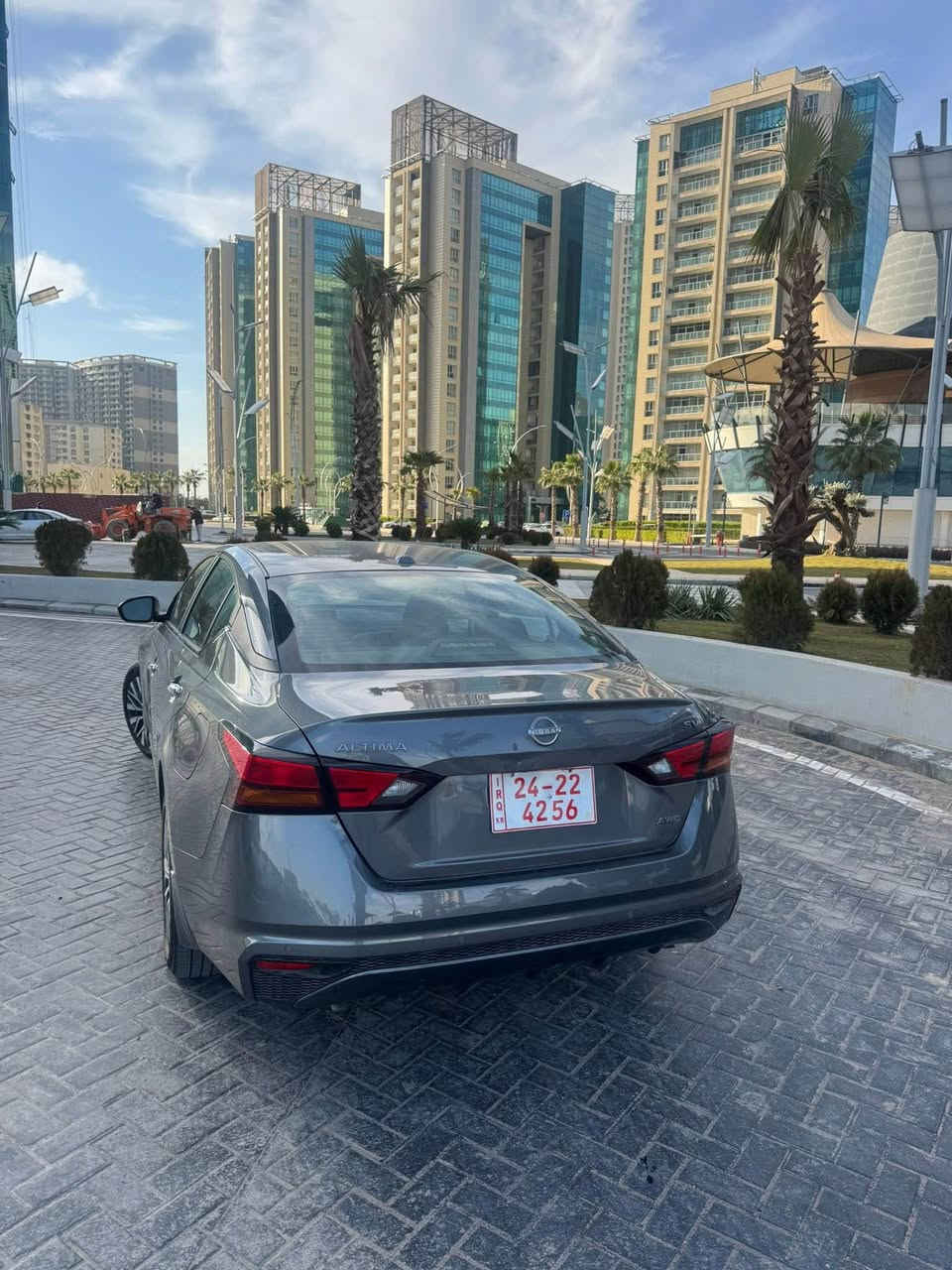 للبيع ومراوس نيسان التيما موديل 2024 
وارد امريكي بيهة بونيد جاملغ صبغ 
السيارة كلش جديد مكفول من الشخوط 
رقم شاصي داخل الصور 
كاتي تترقم شمالي السعر 130ورقة ومجال
الاستفسار اكثر *********** واتساب 
عنوان السيارة اربيل أربيل, العراق
