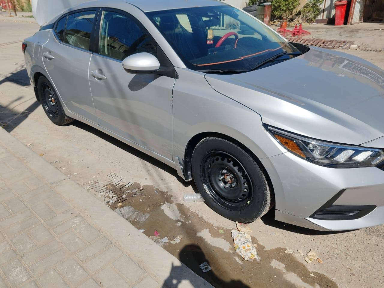 نيسان سنترا وارد امريكي
رقم بغداد   هزه وفحص وترقيم جديد 

سنوية بأسمي تحويل ثاني يوم 

حادثها فقط بنيد سطحي وراجع بارد

السياره بدون قطرة صبغ 

شواصي لغود دواخل كفاله عامه عالفحص ابيع 

السياره بدون اي نقص 

رادار + حجر بيئه = كفالة
مكينه 2000

رادار امامي خلفي جانبي
ابواب بصمة
شاشه كبيره تدعم كار بلي

نظام الايكو - ونورمل - وسبورت

استخدام شخصي فقط بانزين محسن اديرلها ودهن وكاله ولفر 
السياره مناقصها شي 

رقم الشاصي وتقرير فحص راسلني وادزهن الك

مكانه بغداد منطقة الشعب
***********
