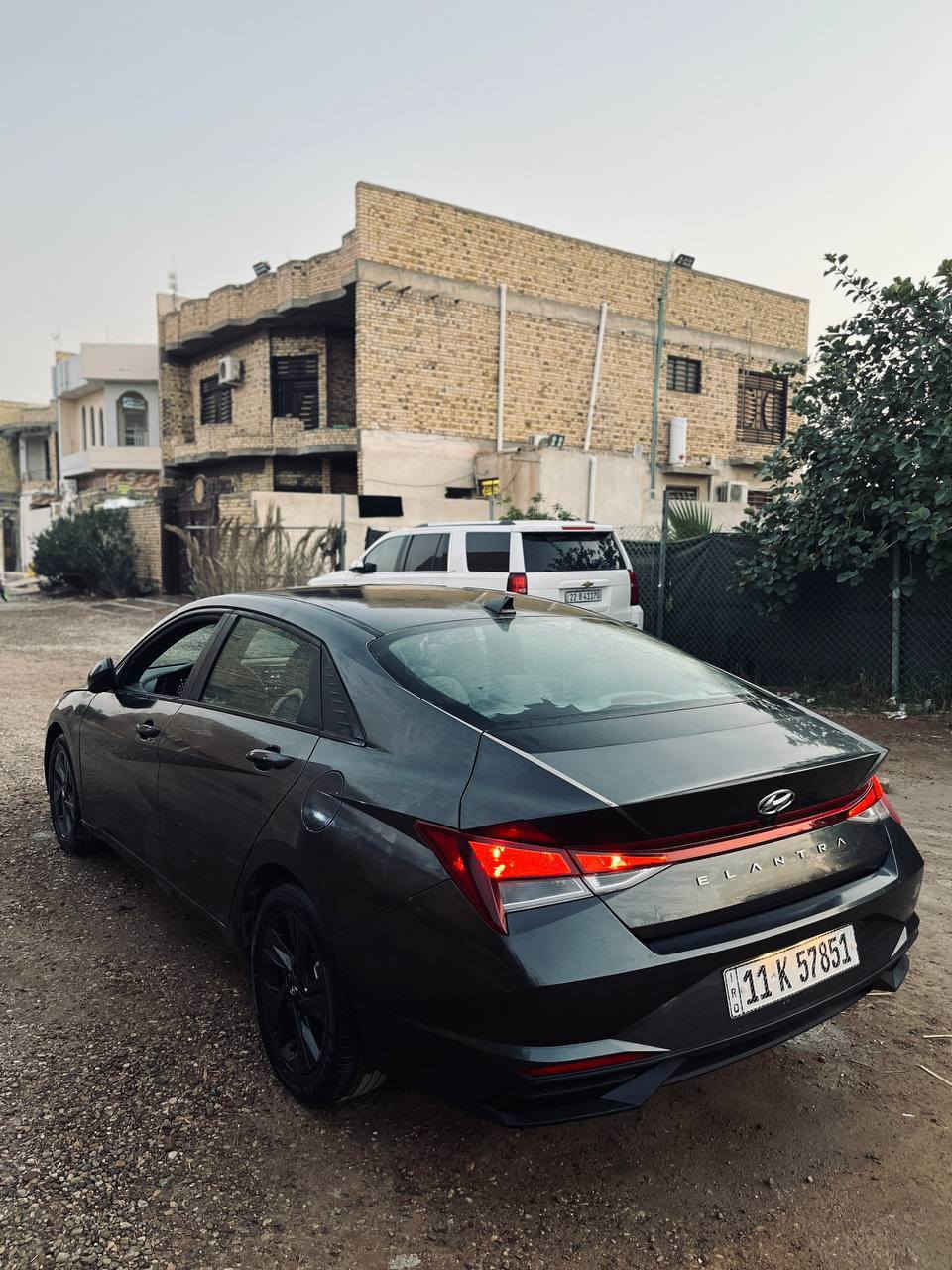 النترا  2023  بصمه
مرقم معوقين بغداد 
محرك 2000 دوش
ماشيه 35
تبديل جاملغ وصبغ باب  ضرر خفيف
ارباك سليم وشاصي مكفول 
السعر 155 ورقه
 ***********  مهندس حيدر 
العنوان ميسان
