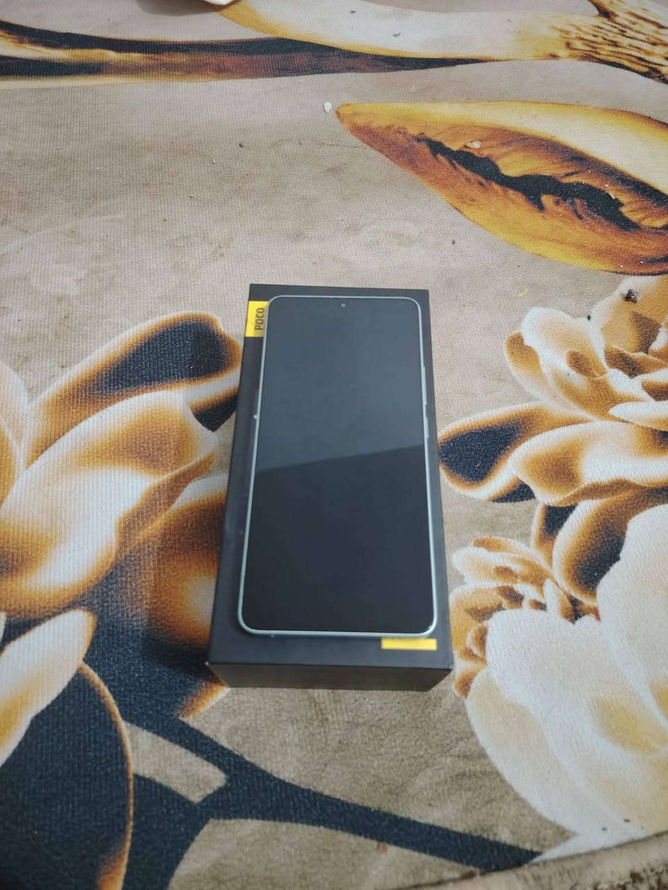 للمروس /بوكو F6 كامل ملحقات نضيف كلش ذاكره 512 بوبجي 120 افريم او جميع الاعاب #للمروس فقط اب #ريدماجك


**إذا كنت صاحب هذا الإعلان وتريد حذفه لأي سبب، رجاءا أرسل رسالة إلى الدعم الفني**