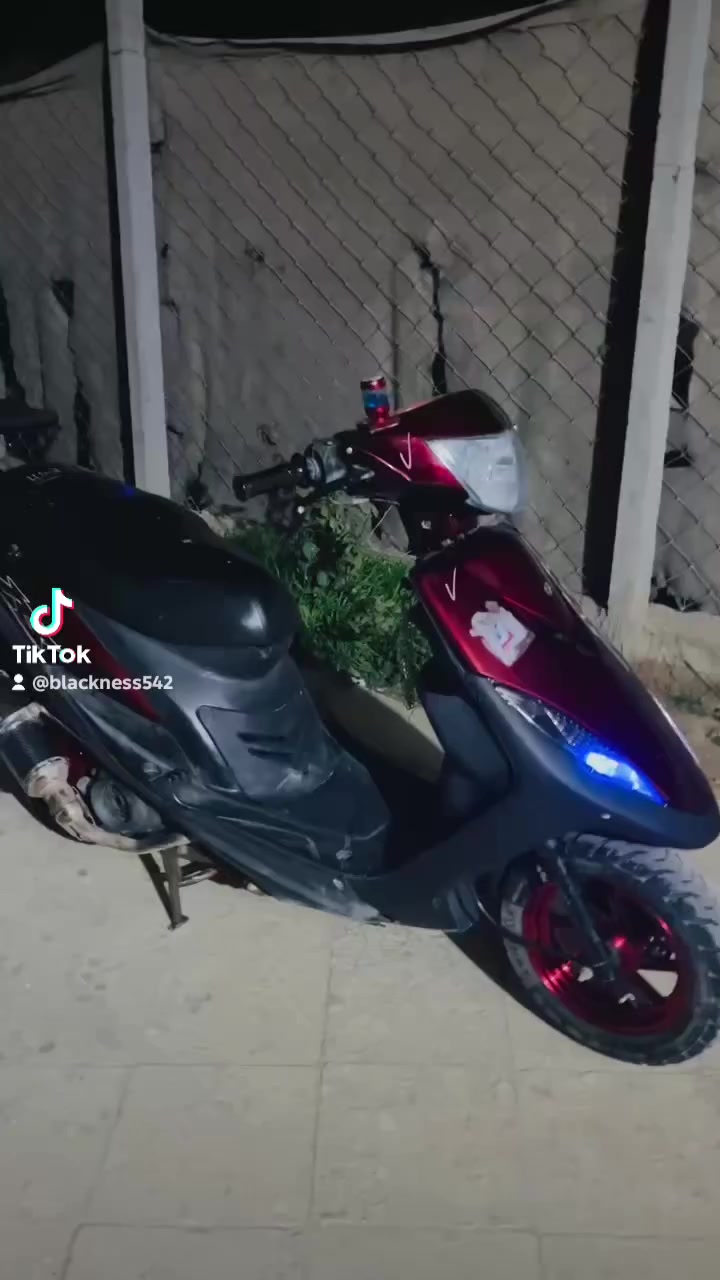 للبيع. 800.مامفتوحه. وبيهه مجال شي قليل للشراي


**إذا كنت صاحب هذا الإعلان وتريد حذفه لأي سبب، رجاءا أرسل رسالة إلى الدعم الفني**