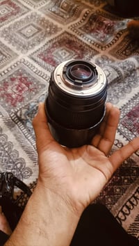 عدسة 70-300 • نظيفه • ببدل 1.4/1.8