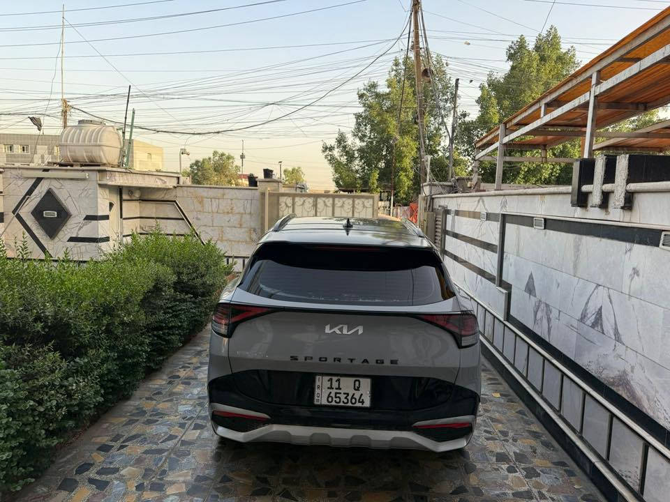 السلام عليكم
سبورتج موديل 2023

الون إسمنتي 

ماشيه 36 mi

مواصفات SX مواصفات معروفه 

 بيه قطع صبغ وبيه بارد 

السونار بالمنشور 

السيارة بسمي تحويل ثاني يوم 

السعر 160 $ وبيه مجال 

مكاني الامين الثانيه 

رقم***********
