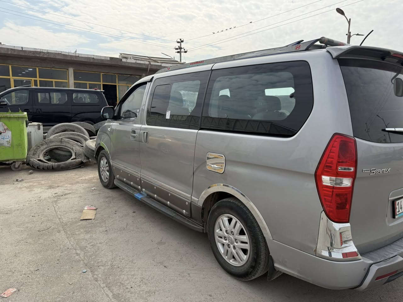 لبيع ستاركس لبيع موديل 2018 هاذ رقم رعيه سياره  238 سعرها ***********
