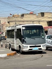 للبيع كوستر موديل٢٠٢٠ ماشية ١٧٩ السياره مكفوله مكان السياره بغداد حي ا...