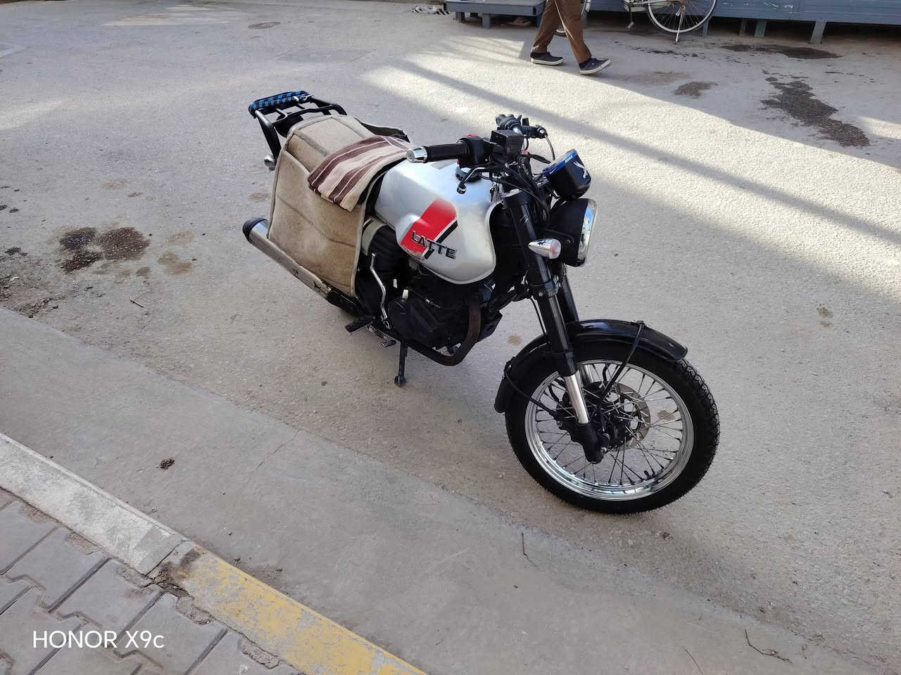 السلام عليكم
للبيع او مراوس دايوان نفخ 
لايتي موديل ٢٠٢٠ اوراق اصولي تحويل مباشر 
محرك 200 مكفول مامفتوح
تخم تاير جديك  جديد
مكاني كربلاء السعر 1300 
***********
***********
