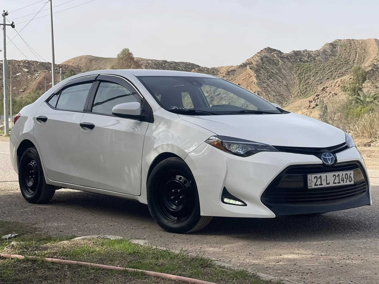 كورلا أمريكي 
موديل ٢٠١٩
موصفات Le
سعره ١٣٣ بيع مستعجل
لونه ابيض ثلجي رقم سليمانيه مجدد لحد ٢٠٣٠
داخله لونين السياره 
محرك ١٨٠٠ المرغوب 
٤ تايرات جديد 
محرك كير مكفول من كل النواحي  شرط ما مفتوح 
رادار حجر 
ارضيه مغلقه
تبريد تدفئه كله شغال
السياره ما ناقصه دينار كامله وجاهزه 
ضرره بونيد وجاملغ امريكا وباب بالعراق 
اربع اصابع بارد بحافة السقف 
اكو فديو بالمنشور شوفه واتصل السياره 
ماشيه ١٠٢ الف ميل
مكاني كفري اتصال فقط 
***********
