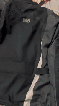 قمصلة وبنطلون سيفتي كامل سعر ٥٠ بوت سعر ١٠ قماش سيفتي قياس ٤٢/٤٣ اتصال...