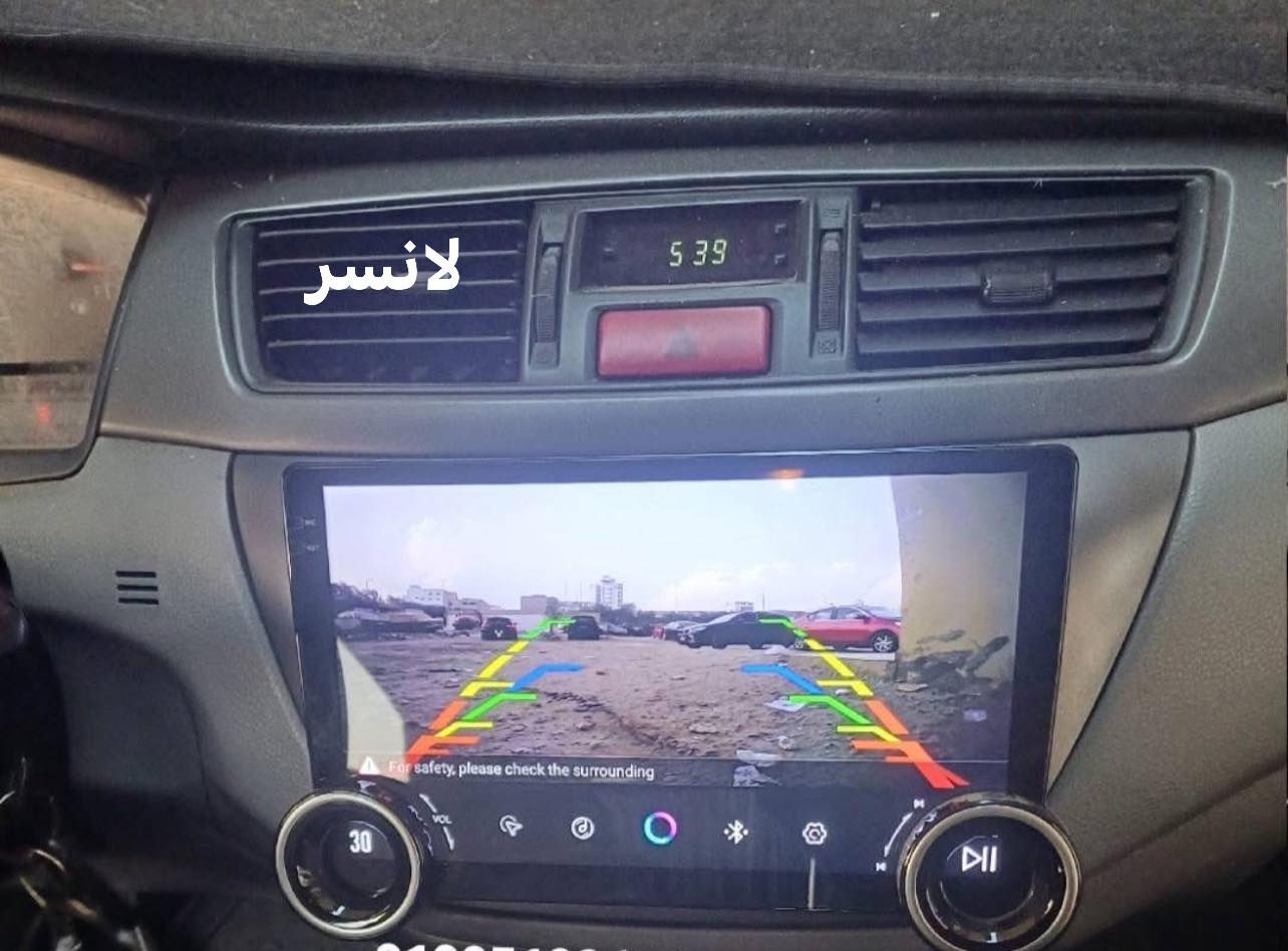 شاشات أندرويد فول وضوح 4k
شاشة كزاز سريعة اللمس تاج حراري  
تنزيل برامج  من الانترنيت
ذاكرة داخلية 
ذاكرة خارجية 
راديو  fm  am
تحكم ستيرن 
بلوتوث
واي فاي 
سوق بلي
دبل بروسسر  معالج قوي 
تدعم تشغيل الكامرات 
الفيشة بلادية 
                                                                    *********** واتس أب
