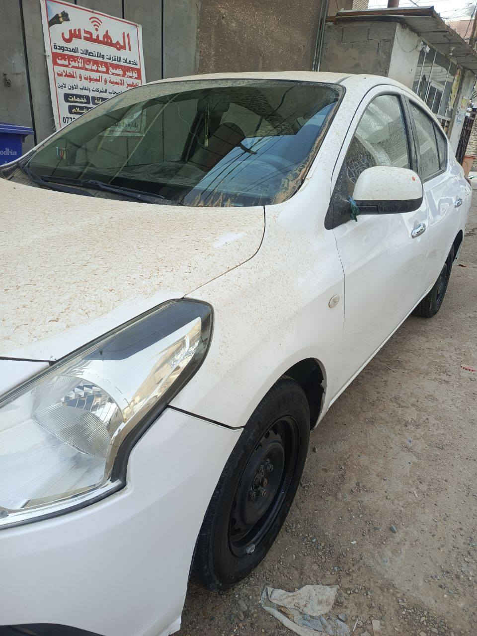 للبيع سني نظيفة ✨
فحص كامل موجود، أكثر الأجزاء وكالة.
السيارة ما تحتاج شي،  👍
تبريد ثلج ومصرفية بنزين قليلة.
موديل 2020 السعر 110وبها مجال بسطي هندي بليتة زرقة   مكاني البلديات
للمهتم مراسل *********** واتساب
*********** أتصال
