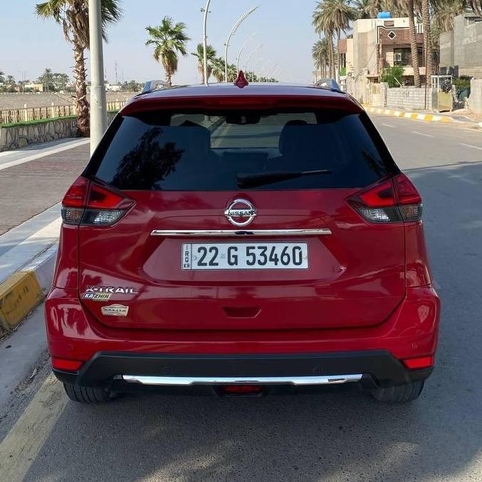 نيسان X-TRAIL خليجي 2018 –
 بلاتينيوم كلش قليلات الي بالعراق 
 رقم أربيل – السيارة باسمي
 مكان السيارة: السليمانية 
المواصفات:
فول مواصفات بلاتينيوم
فتحة سقف بانوراما
  التشغيل بصمة
كشنات كهرباء
كشنات تدفئة وتبريد امامي خلفي 
صندوق كهرباء ينفتح عل لمس
ستيرن تدفئة
مرايا جانبية كهرباء
هندبريك إلكتروني + Auto Hold
5 رادارات
(تفادي اصطدام – نقاط عمياء – تنبيه حركة خلفية)
5 كاميرات (360 درجة)
مصابيح زينون أمامية
كاشف ضباب
الضوء العالي التلقائي
لايتات متحركة وي الستيرن
نظام تنبيه السائق
نظام مانع الانزلاق (Traction Control)
نظام الثبات الإلكتروني (ESP)
مثبت سرعة ذكي
حساسات أمامية وخلفية
تبريد بيانو
تشغيل أوتو ستارت / ستوب
صرفية الوقود: 8 لتر / 100 كم
بعد بيها هوايه مواصفات 
الماشيه 72 الف كم
بيها ملاحظات بسيطة مبيّنة بالصور

رقم صاحب سيارة ***********
