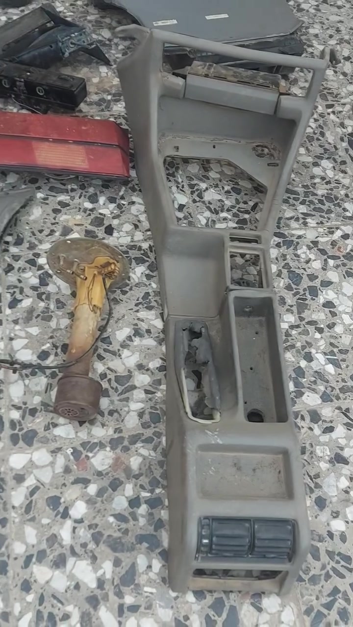 السلام عليكم غراض بي ام ٧٠٠ اللبيع ١٧٥ الف شلع بيهن مجال


**إذا كنت صاحب هذا الإعلان وتريد حذفه لأي سبب، رجاءا أرسل رسالة إلى الدعم الفني**
