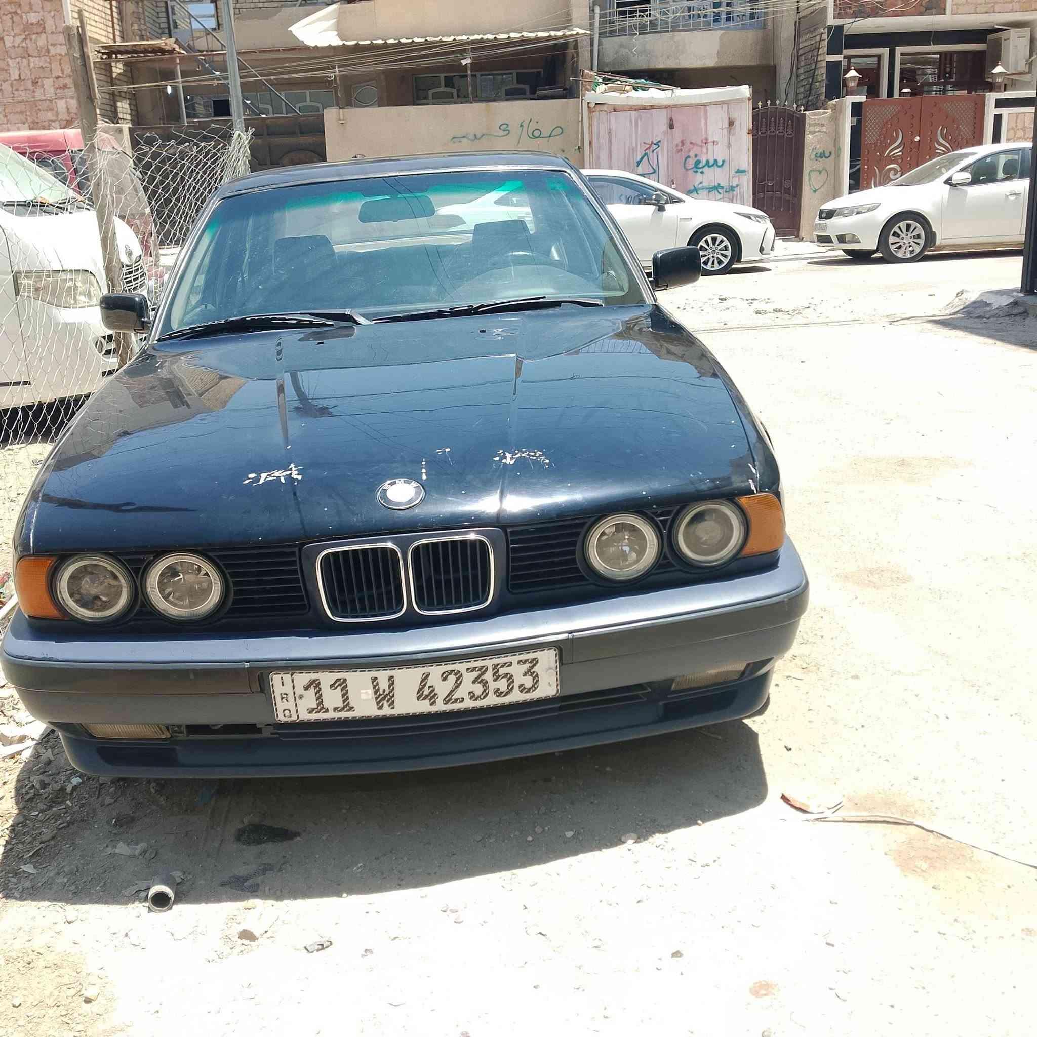 السلام وعليكم بي ام 525/موديل1988السياره نقصها صدر امامي وغاز مال تبريد المكان بغداد حي جهاد ***********
