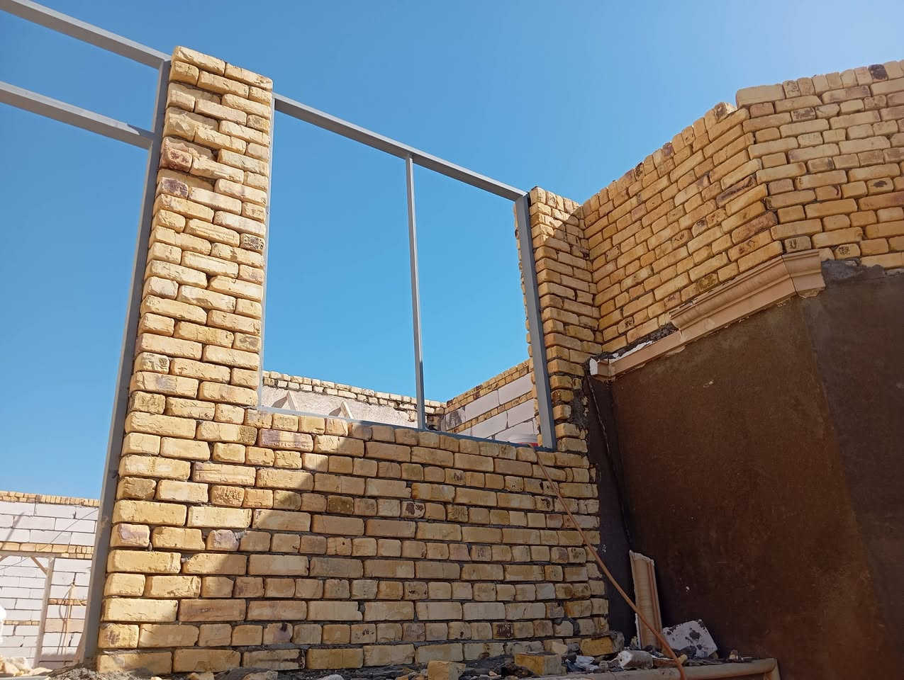 خلفه بناء متفرغ اشتغل طابوك بلوك فرمستون مكطوعة بل يومية رقم الهاتف ***********
