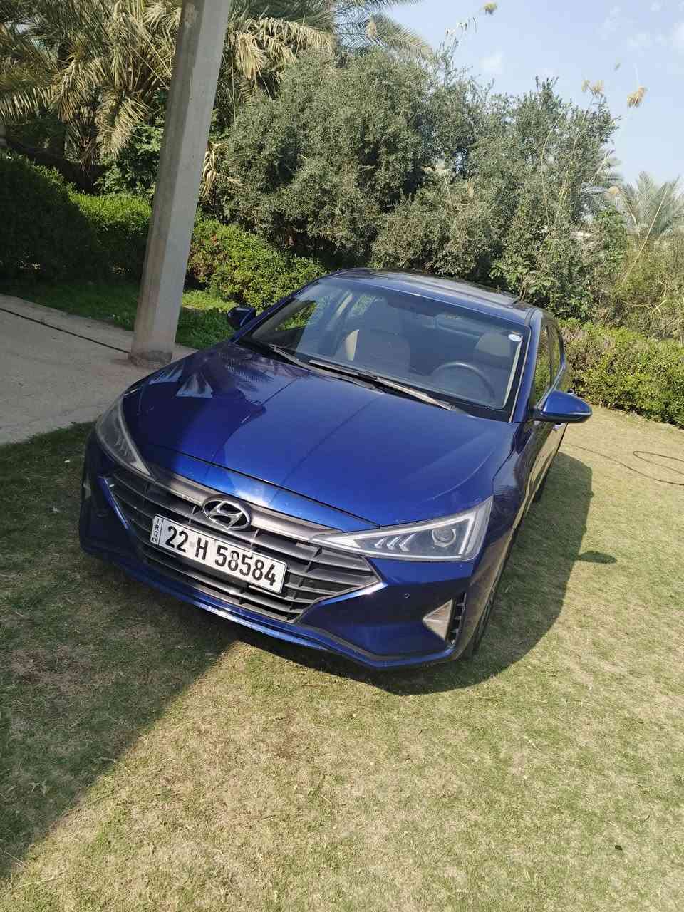 السلام عليكم
النترا موديل 20خليجي 
فول مواصفات 
السعر 150
***********
