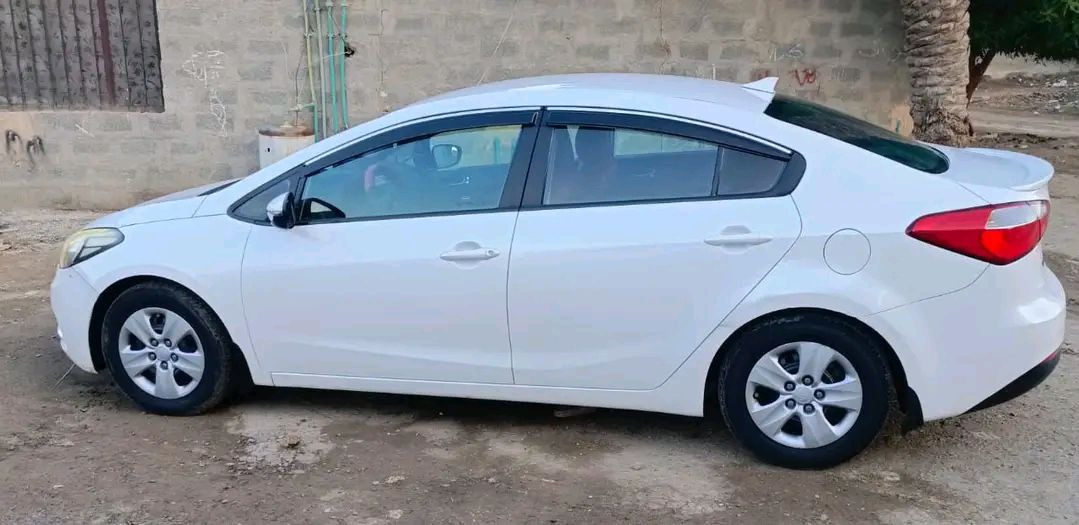 السلام عليكم ورحمة الله وبركاته::::: على باب الله واعيش عائلتي منها وأن متريدون بخدمتك ***********
