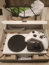 اكس بوكس سيريس اس ٥١٢جيجا • حساب العاب • درفت الجويستك