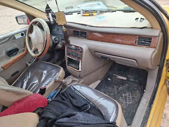 سمند رقم واسط انكليزي كير مكينه حداديه فول تبريد جاهزه من كلشي مكان السياره واسط الدبوني الشارع العام _35___*********** __ مكلف ب النشر
