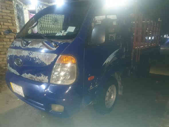 كيا حمل(موديل 2007) محرك 3000 وكير وتبريد وتخم تاير كله جديد (سياره مابيها نقص جاهزه)   (سنويه 27) رقم بغداد مشروع وطني 
(فقط بيها جراد)  مكاني العماره (سعر 80)
. 
رقم صاحب سياره ***********
