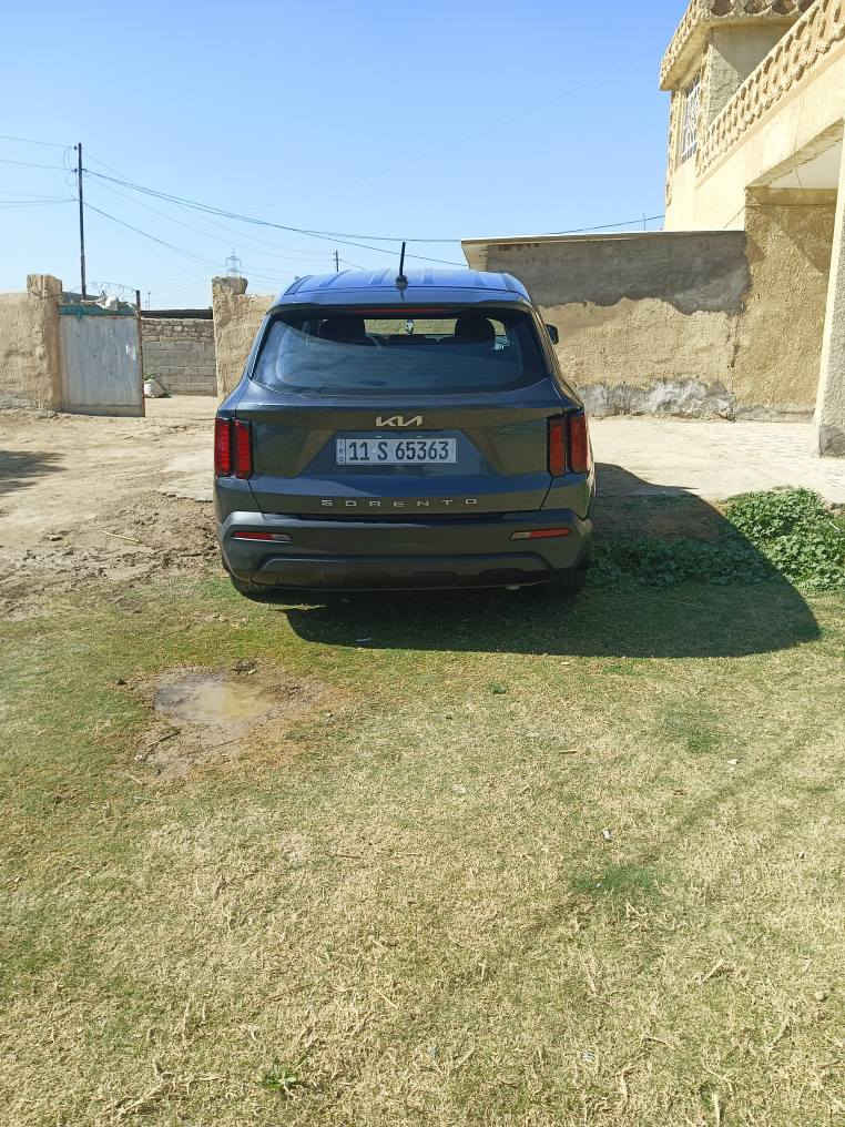 سلام عليكم ورحمه الله وبركاته سياره سورينتو موديل 22 نضيفه جدا ماشيه 42 ضرر جاملغ وبنيد بدون دواخل وتبديل فقط صبغ سياره نضيفه تبريد تدفه برغي ماعيزه سعر 195وبيه مجال *********** حلة, بابل
