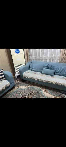 تخمين للبيع. كل واحد يحتوي عله قنفتين واثنين كراسي الواحد عله ١٧٥وبي مجال بس  التخم السمائي رجله مكسوره العنوان كربلاء الملحق قرب سوق الحبوبي القديم ***********
الواحد. 10. مقاعد
