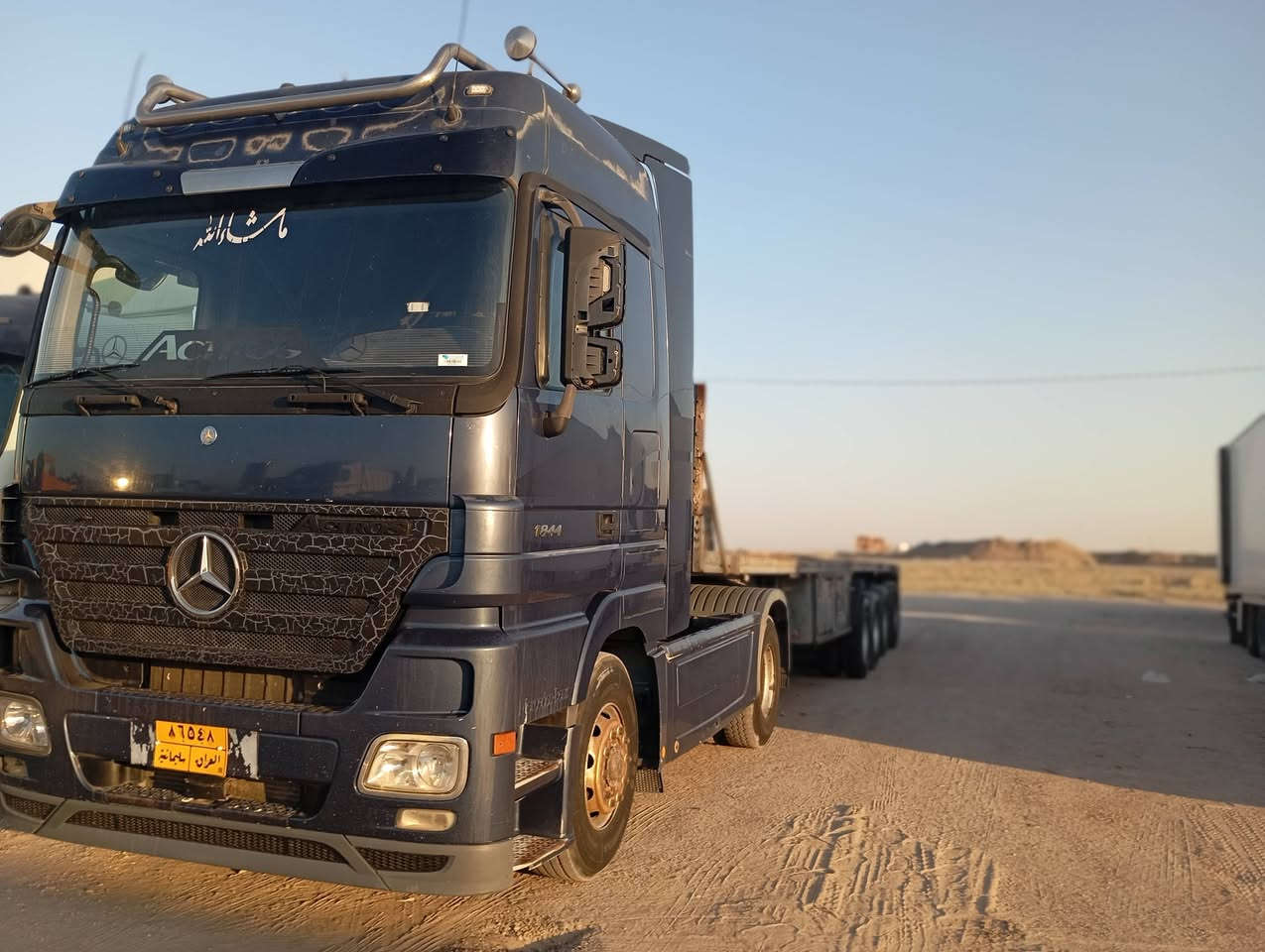 كتروز موديل 2004حجم 44 للبيع في معارض لاخوين علا خط سريع الفلوجه عبور جسر الموضفين المعارض جديده رقم صاحب المعرض ***********
