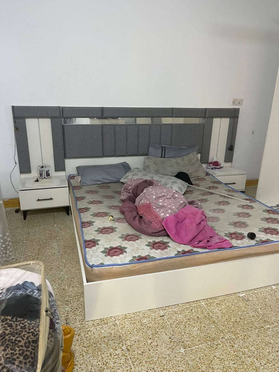 تاخم نوم جديد شهر مستعمل بيع مستعجل مفتوح كامل هاي رقم صاحبه ***********

