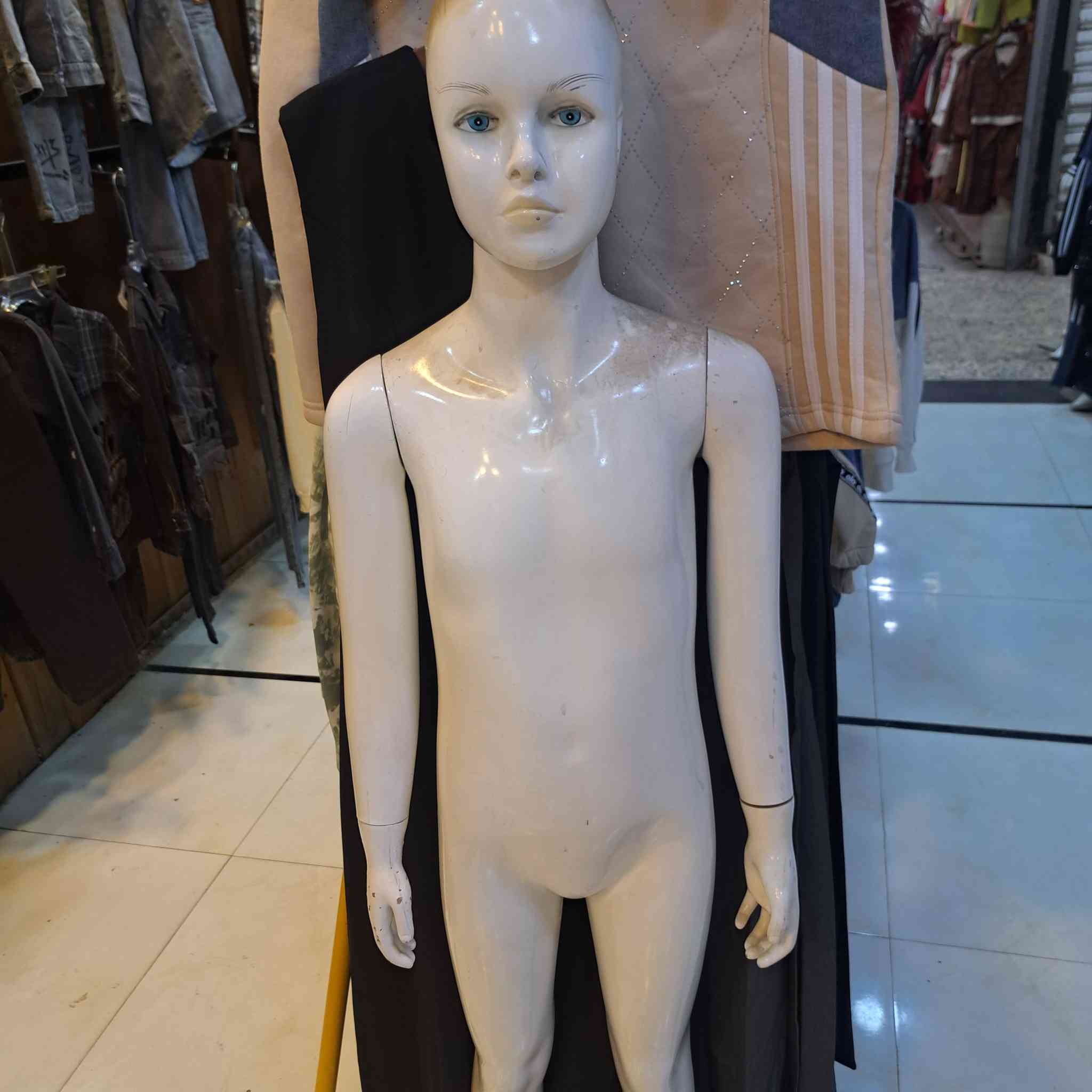 للبيع ملكانات الرقم الهاتف ***********
