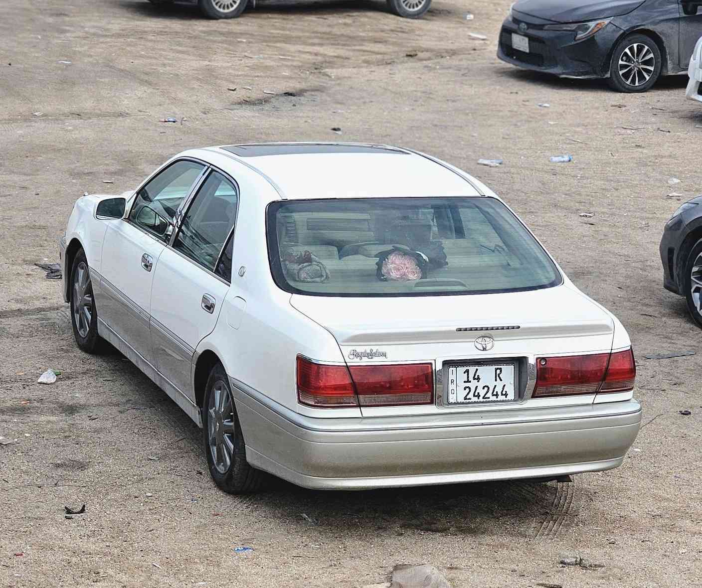 للبيع شاصي 71 محرك VVT فيشه وحده
فتحه سقف كفاله عامه السيارة رقم انكليزي بأسمي 148 وبيها مجال ***********
