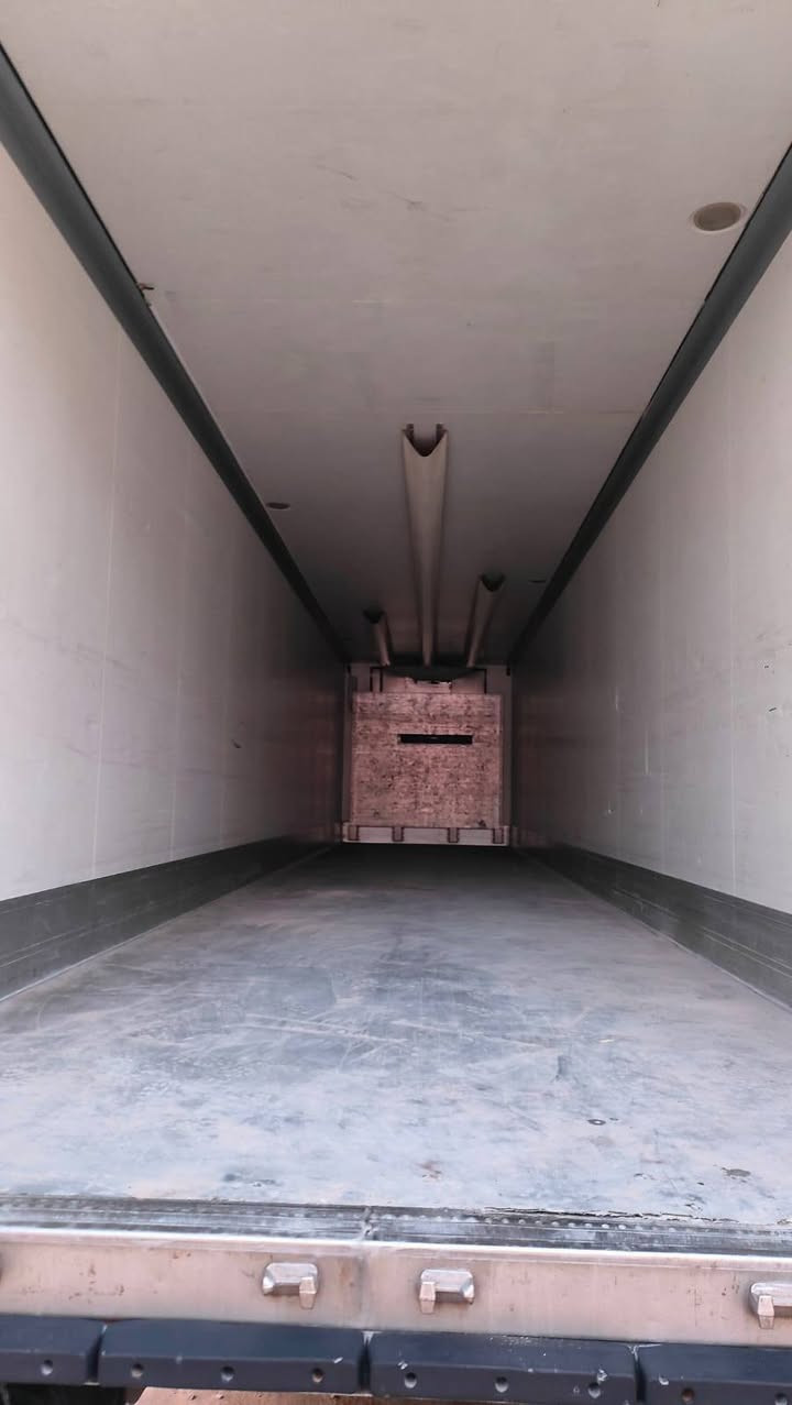 السلام عليكم اكتروز 2009حجم 48 بدون صبق بدون ضربة علامة ضويه تخم تاير ويل كب كشن تدئفه تبريد كامره حساس سقف ليزري رتايدر  العربه سمك سبعه ارتفاع  ٦٥ بدون دوسه sL ٢٠٠ابو الوركه الخضره  
شمتز    مكان البصرة السعر  ٦٢٥ ورقه  ***********
